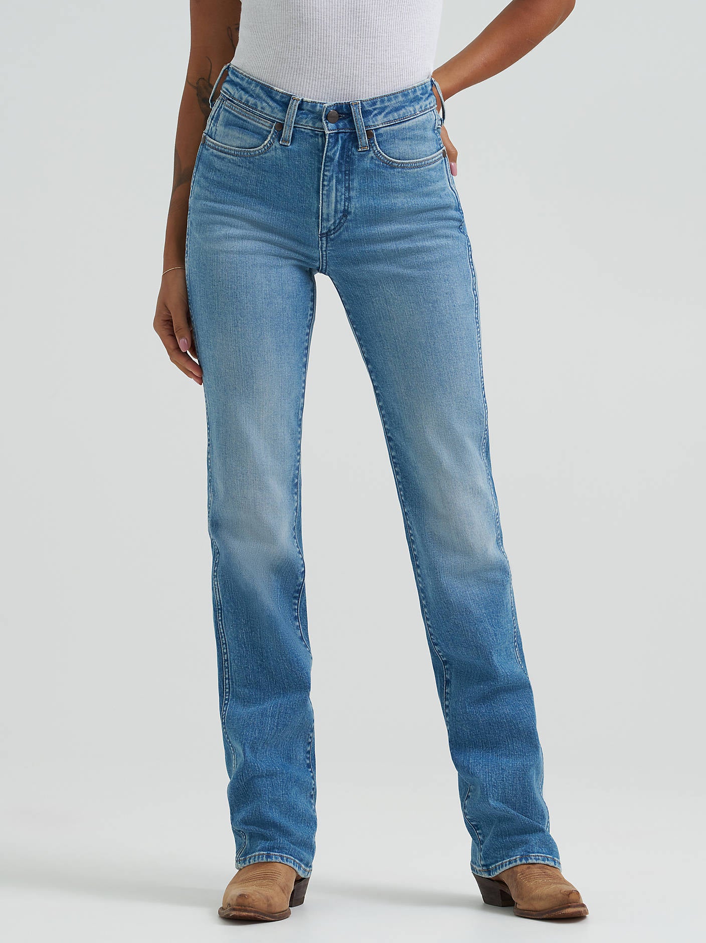 Wrangler Dusty Light Bootcut Jeans