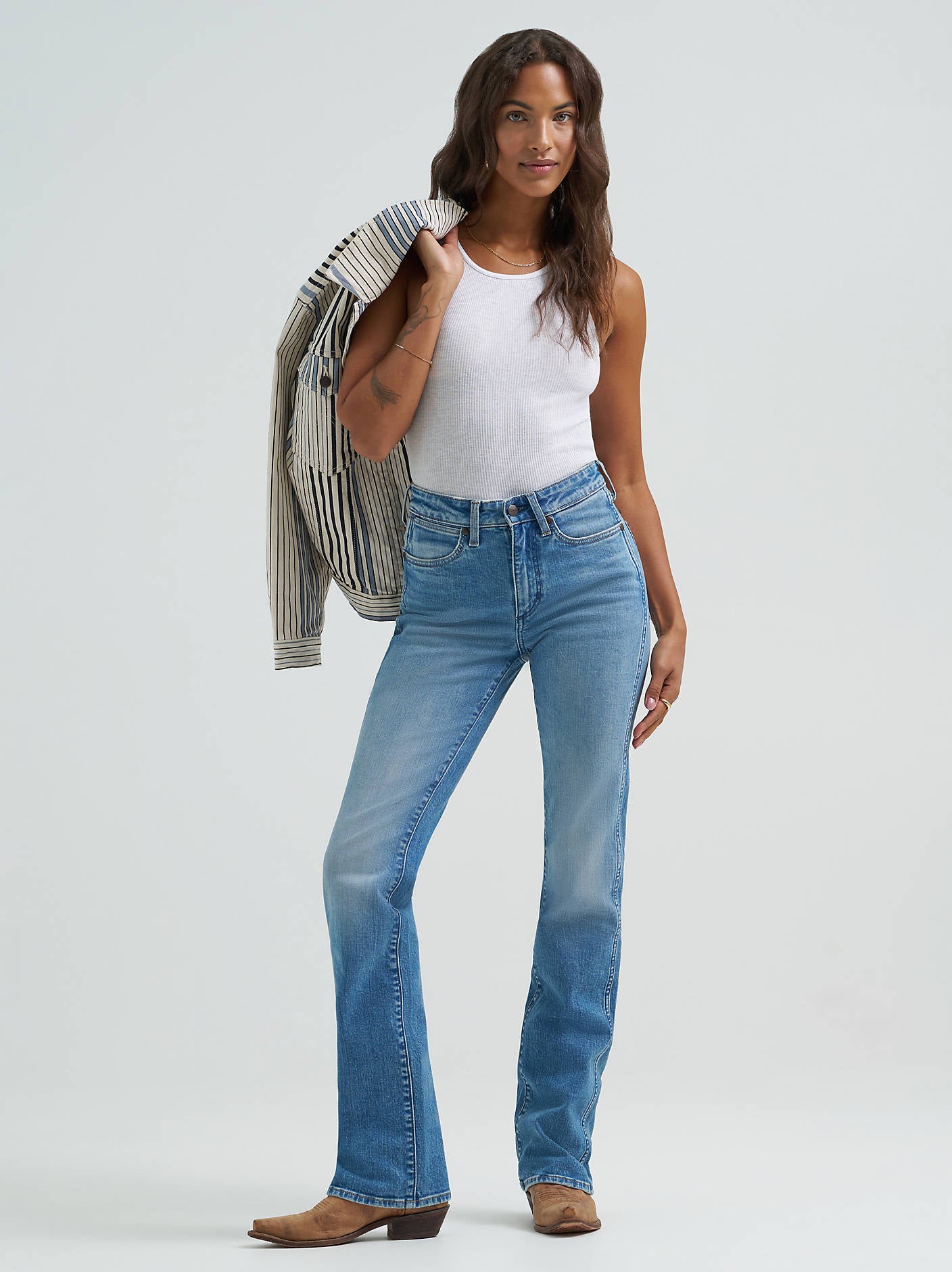 Wrangler Dusty Light Bootcut Jeans