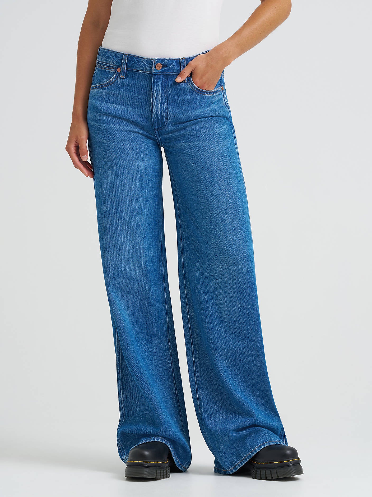 Wrangler Unbound Stream Wide Leg