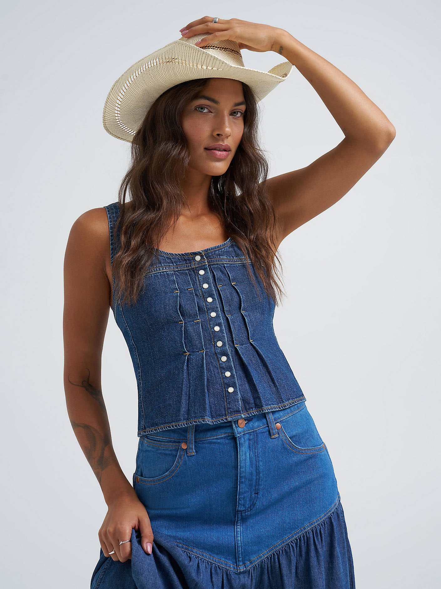 Wrangler Pintuck Corset Snap Up