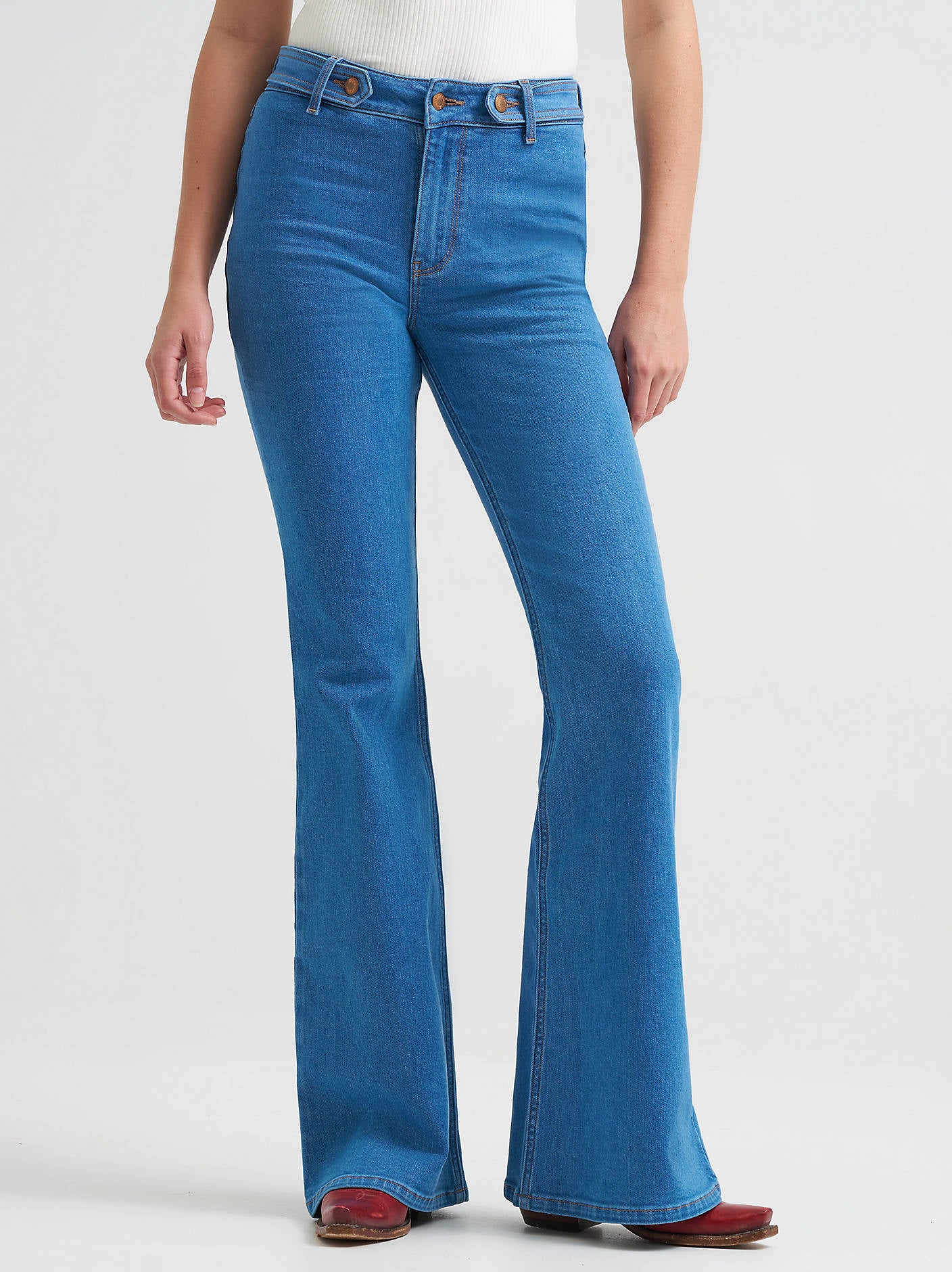 Wrangler Daytona Belted Flare