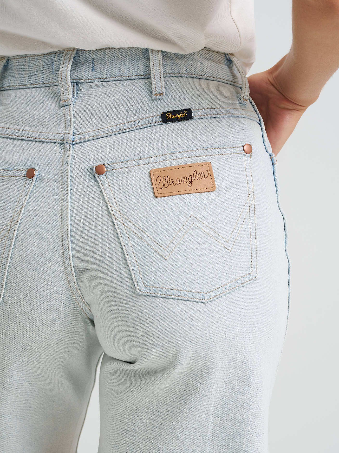 Wrangler Cowboy Bermuda Bleach Women's Shorts