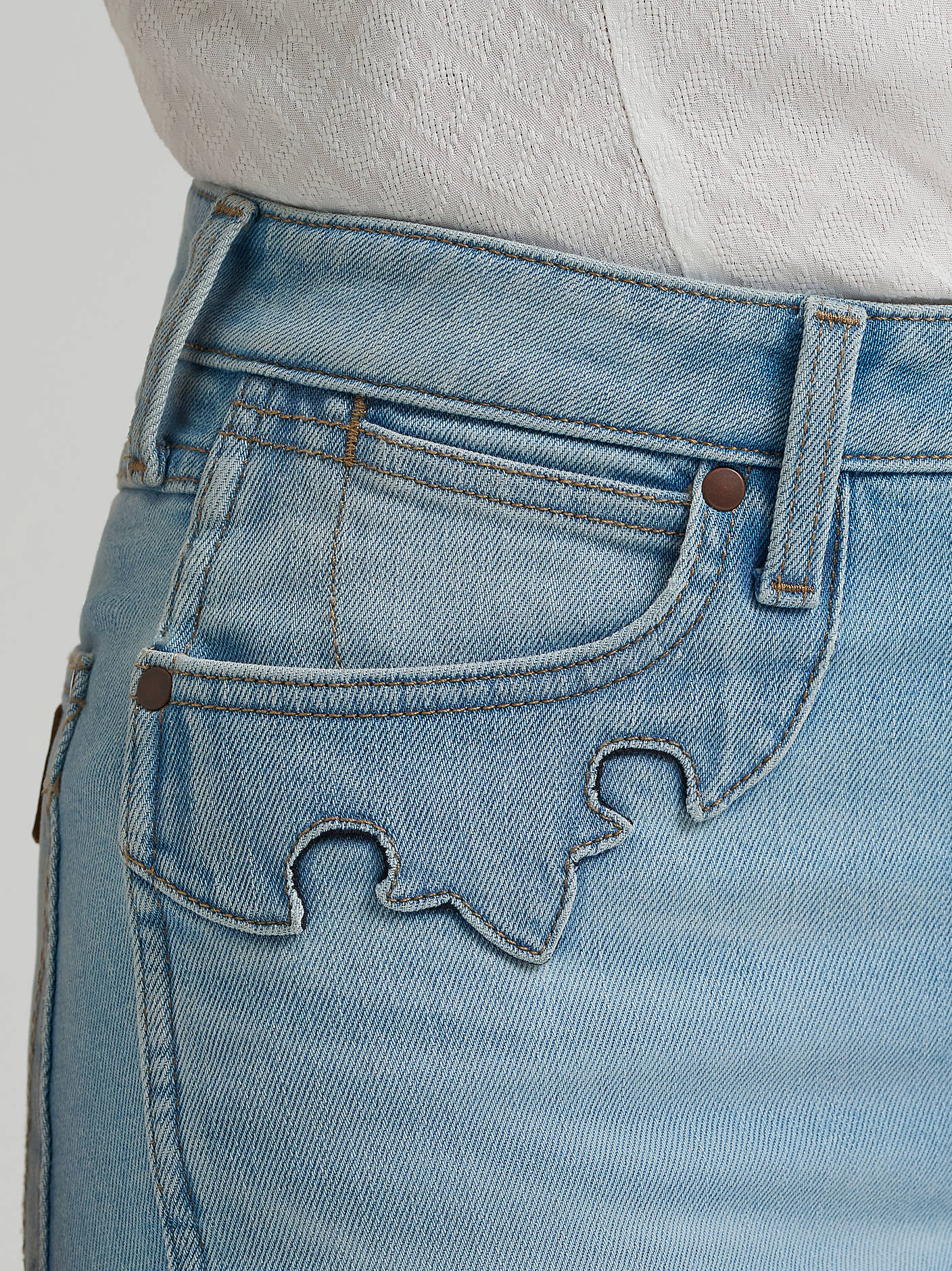 Wrangler Autumn Scroll Bleach Bootcut