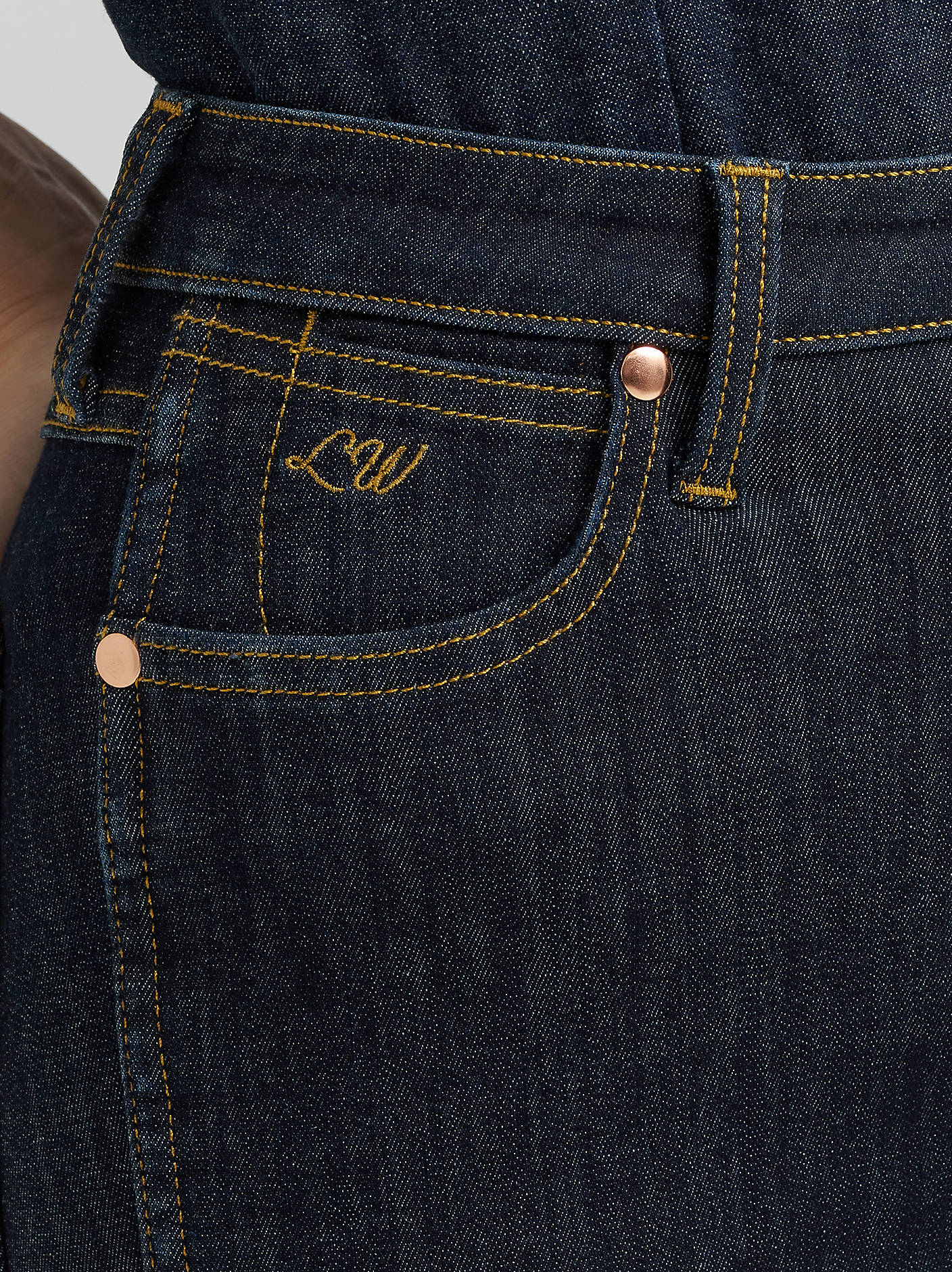 Wrangler Lainey Dark Flare