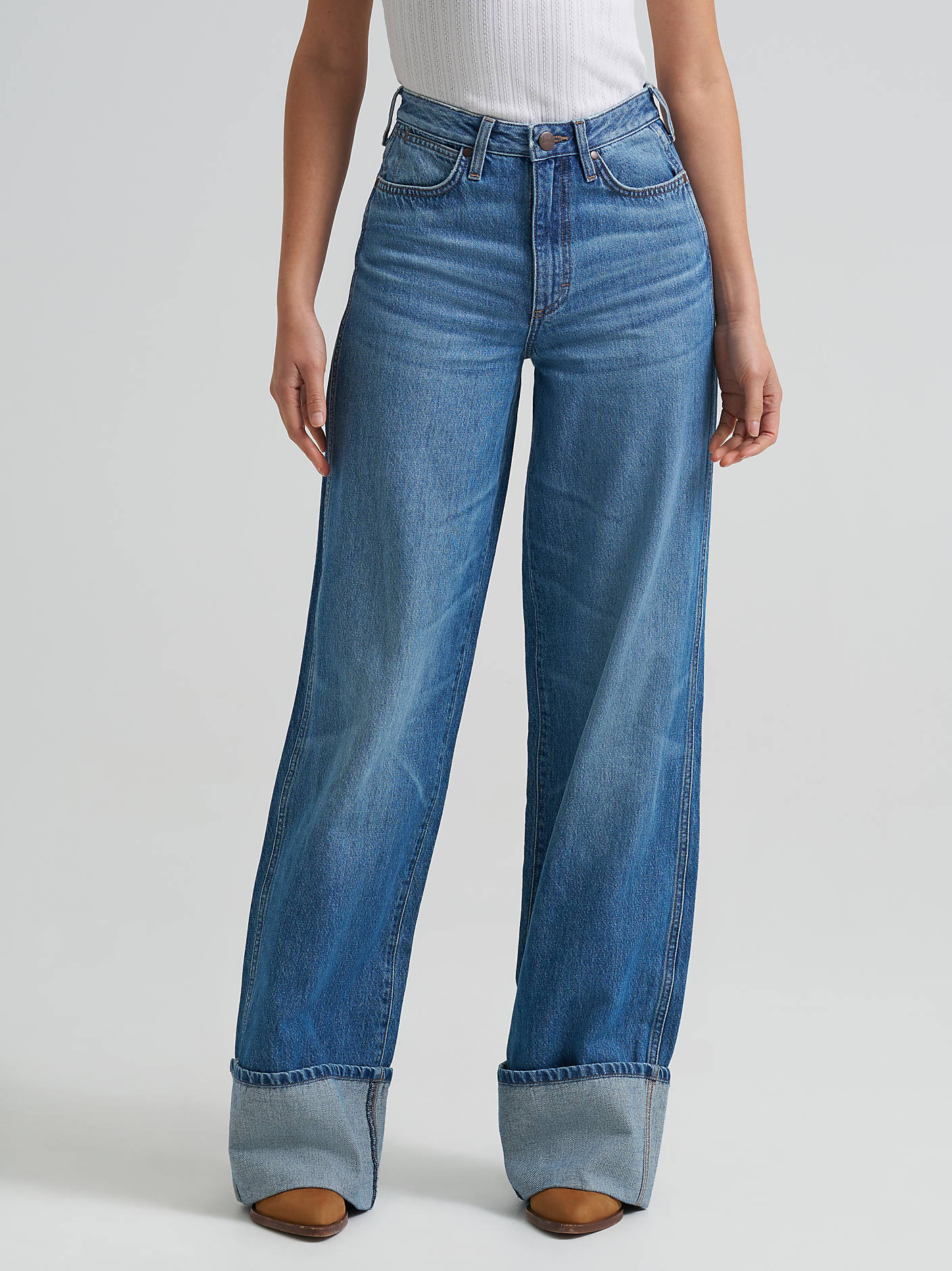 Wrangler Punchy Turnt Light Wide Leg Jeans