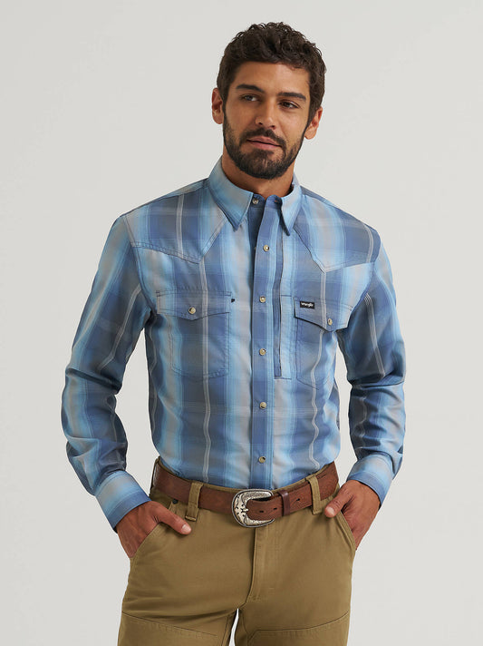 Wrangler Ombre Performance Shirt