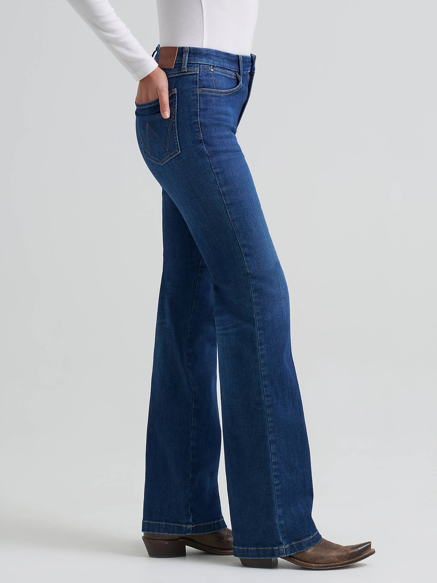 Wrangler Bespoke Beth Midwash Trouser