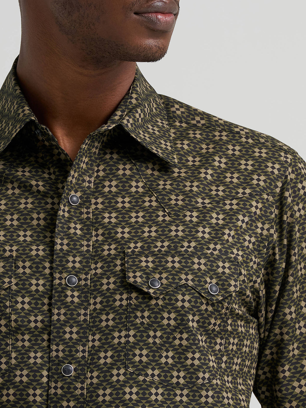 Wrangler Black & Olive Snap Up
