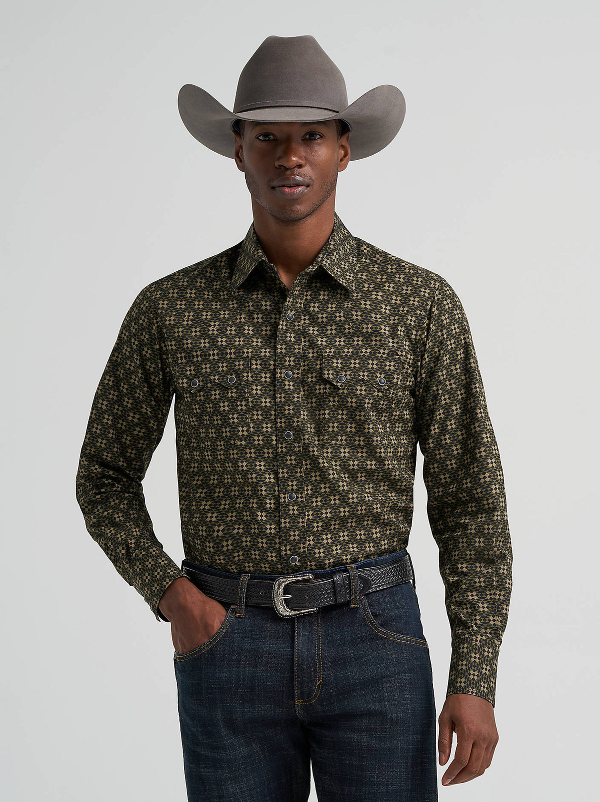 Wrangler Black & Olive Snap Up