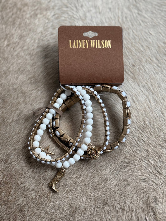 Lainey Wilson 4 Pack Country Heart Bracelet Set