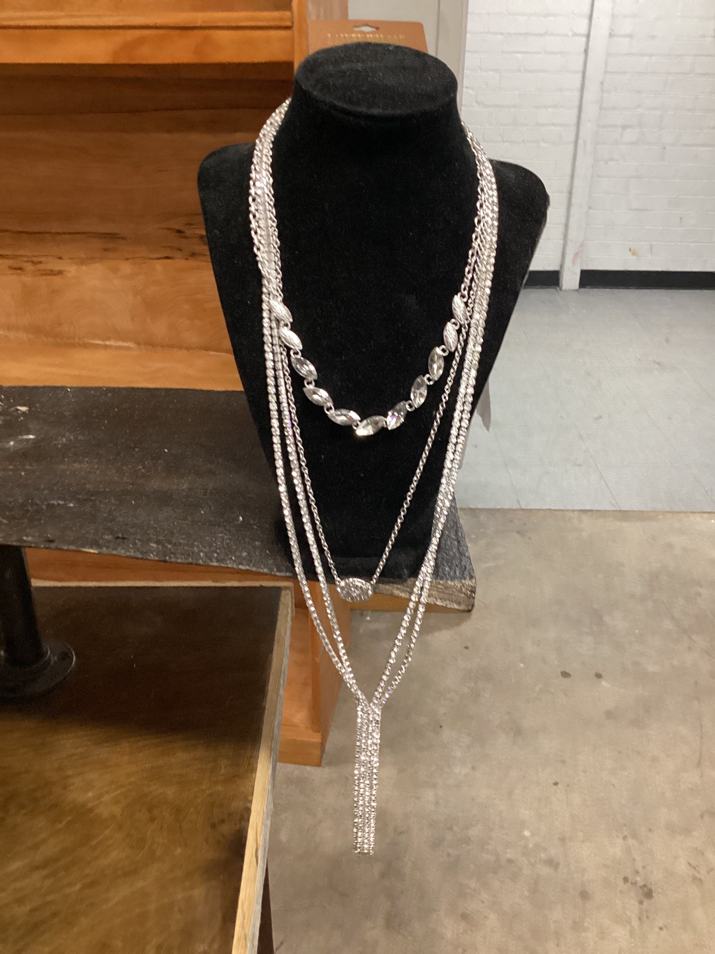Lainey Wilson Drop Dead Gorgeous Necklace