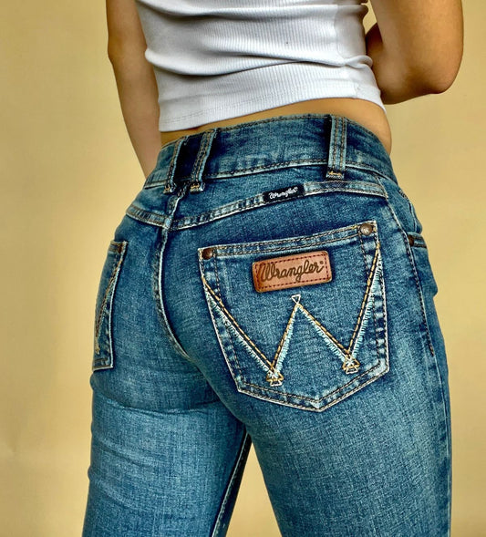 Final Sale ✨ Wrangler Paris Low Rise Bootcut