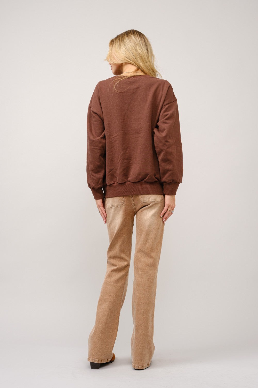 Wild Wyoming Sweatshirt Mocha