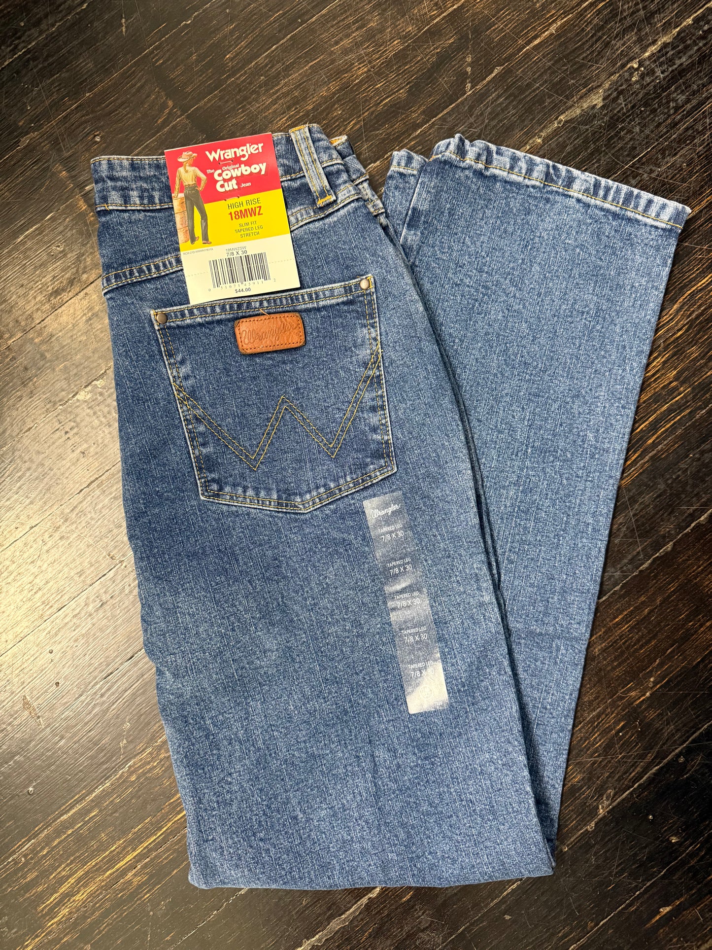 Final Sale🎉 
Wrangler Women’s Cowboy Cut Stretch