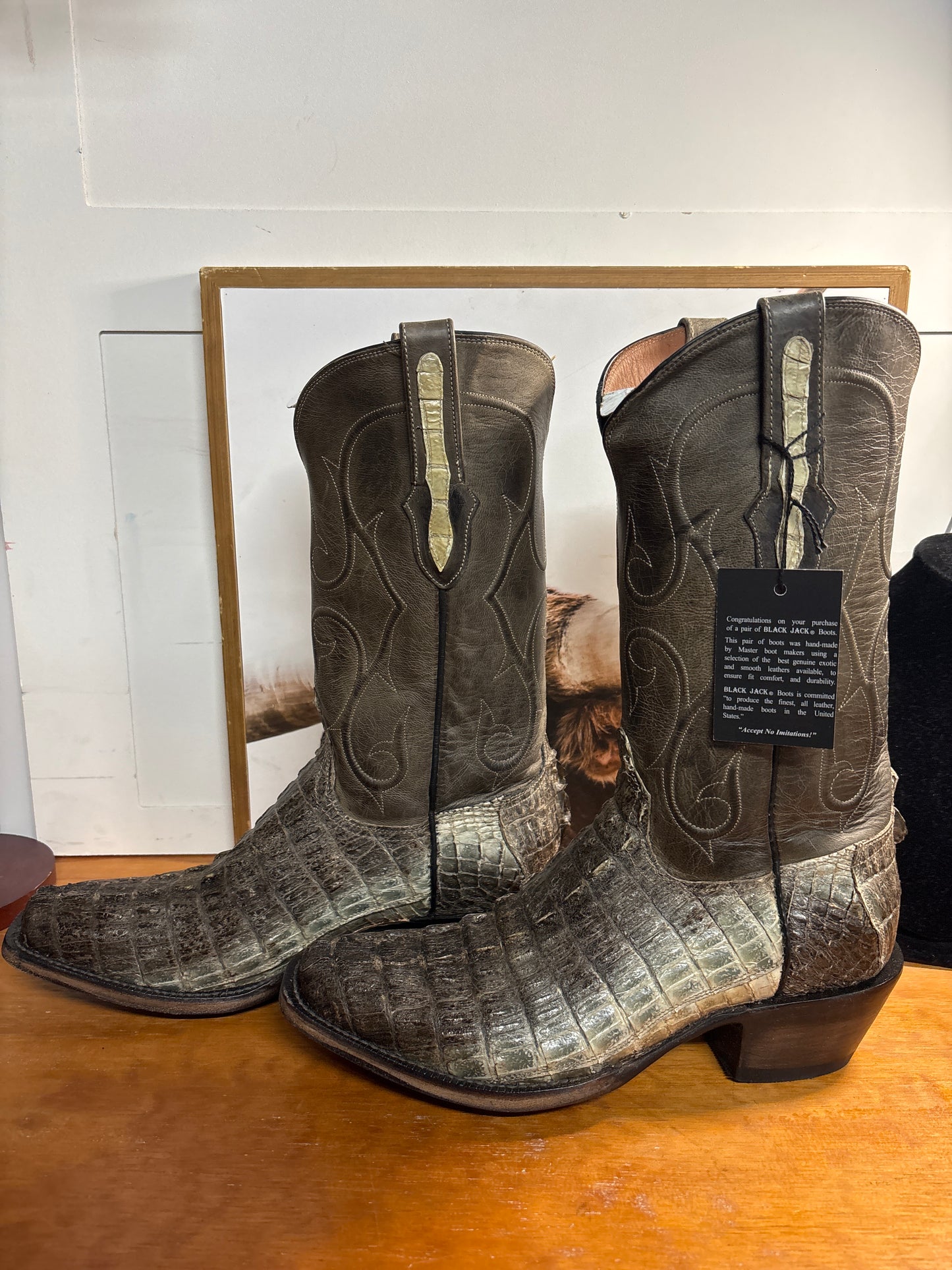 Black Jack Caiman Tail Natural Tulia