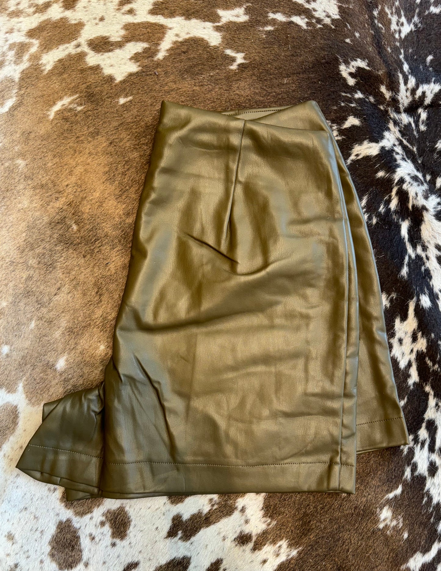 The Olive Shorts