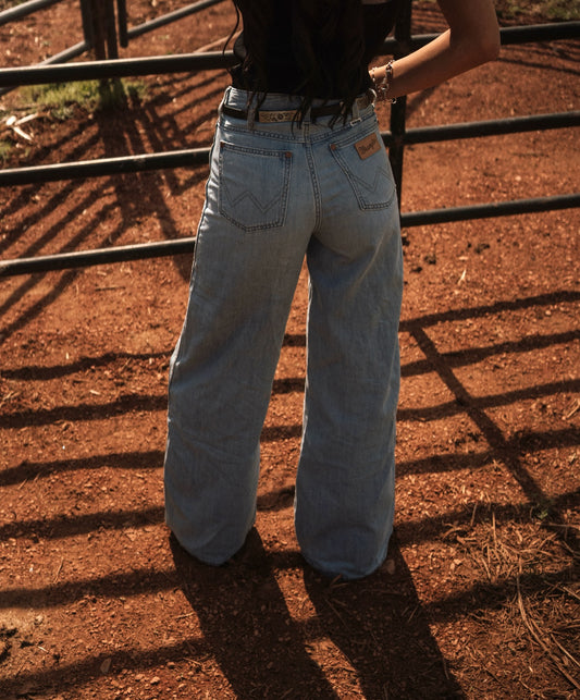 Wrangler Punchy Light Wide Leg