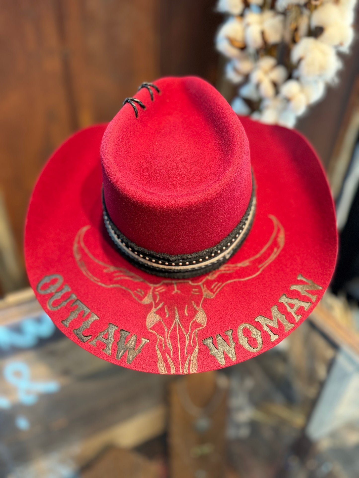 Outlaw Woman Hat