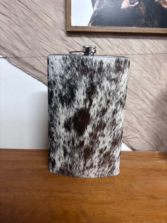 Cowhide Stainless Steel Flask 64oz Brown