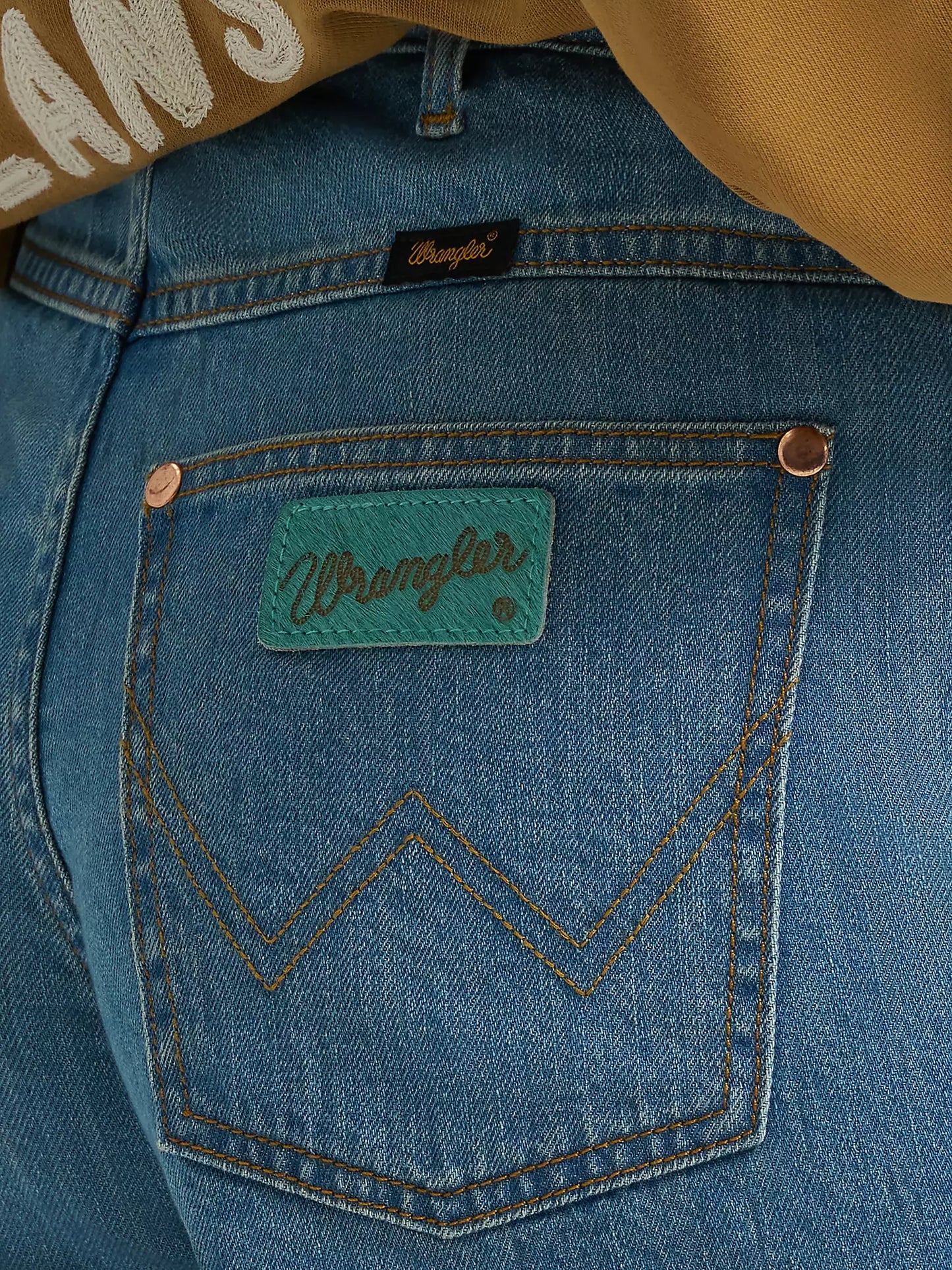 Wrangler Lainey Cowboy Embroidered Shorts