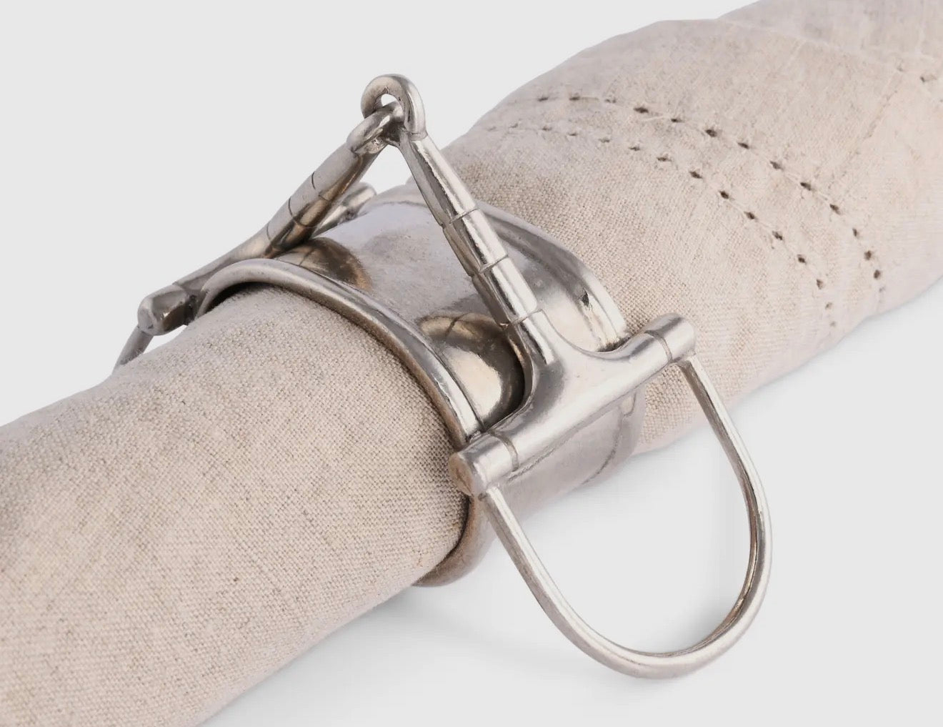 Bit napkin ring