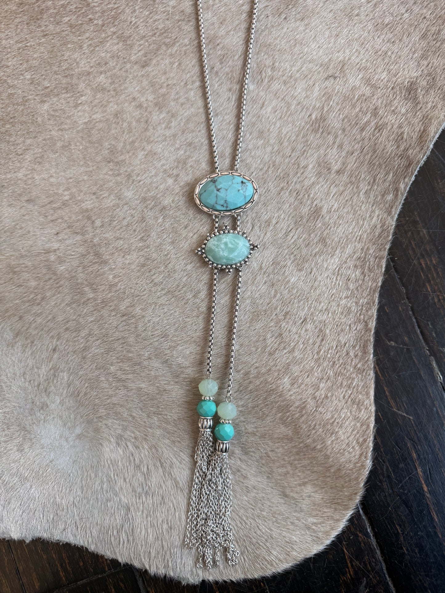 Lainey Wilson Turquoise Stone Fringe Necklace