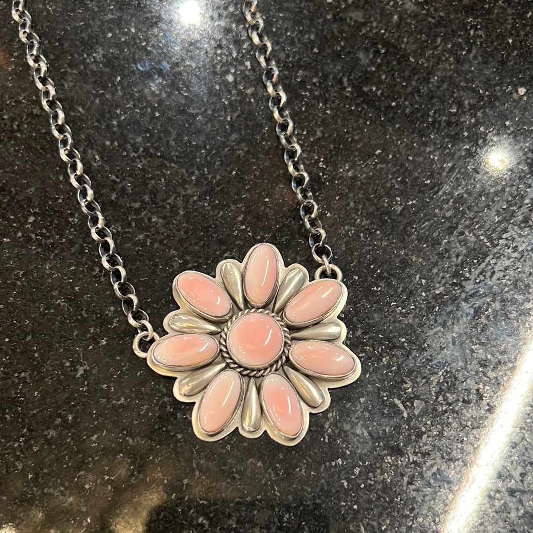 Pink Conch Flower Necklace