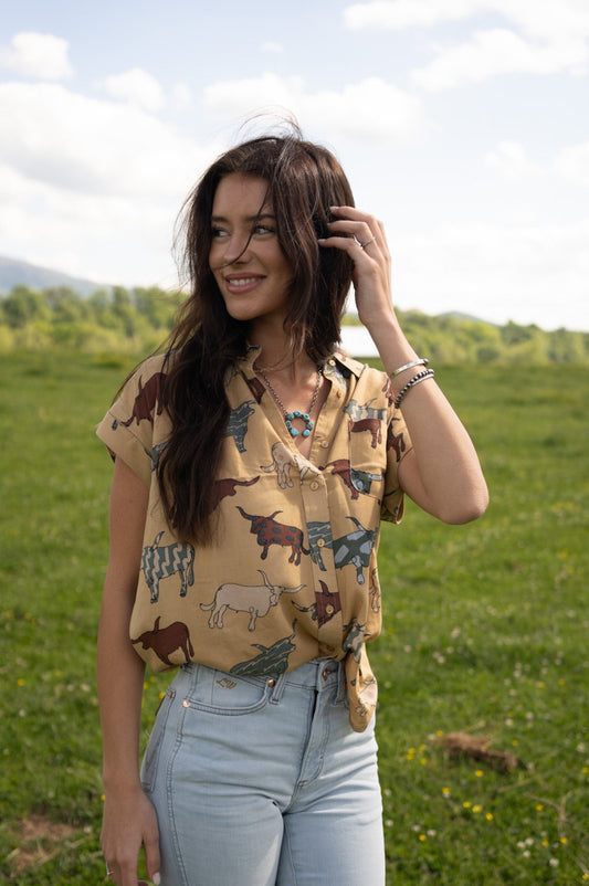 Artsy Longhorn Women's Blouse