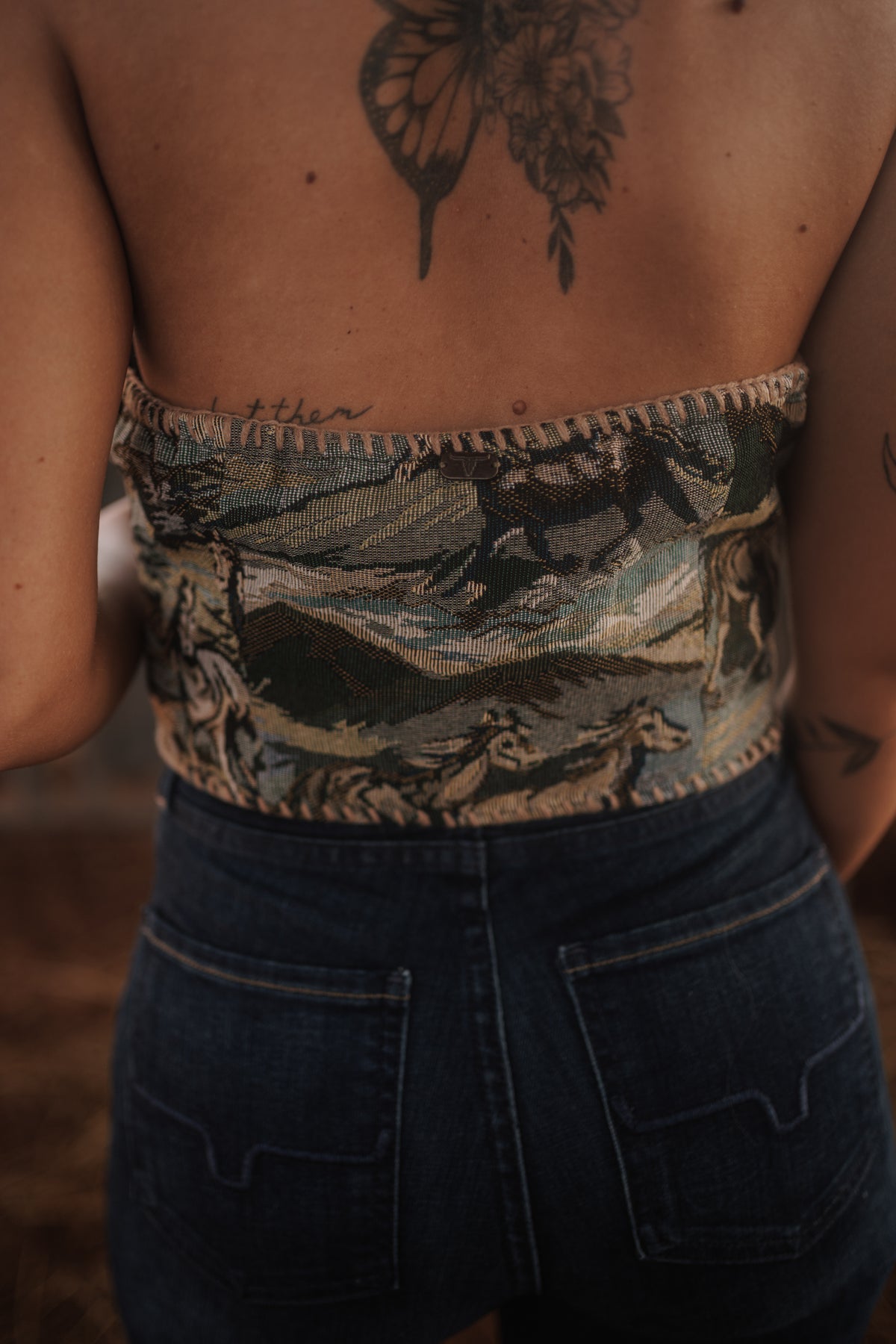 Valley Collage Horse Top