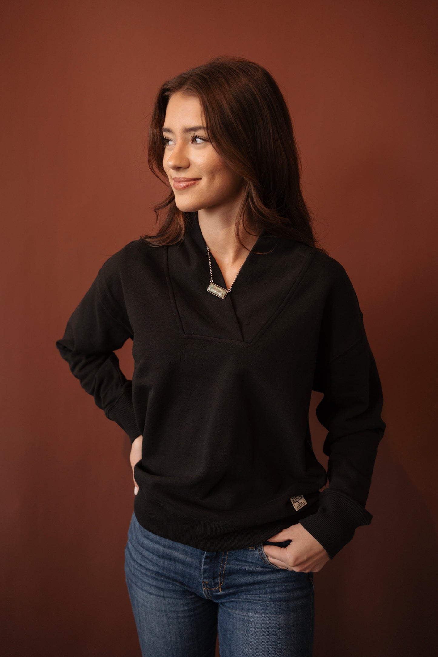 Kimes Sandy Black Cropped Crew