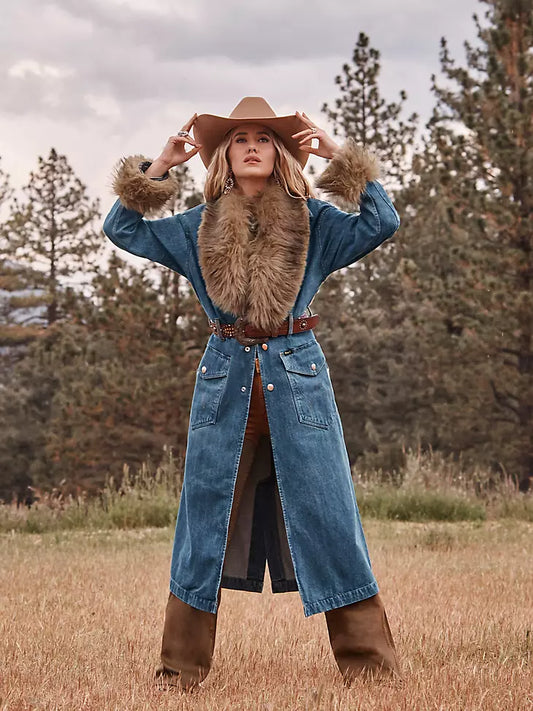 Lainey Wilson Penny Coat