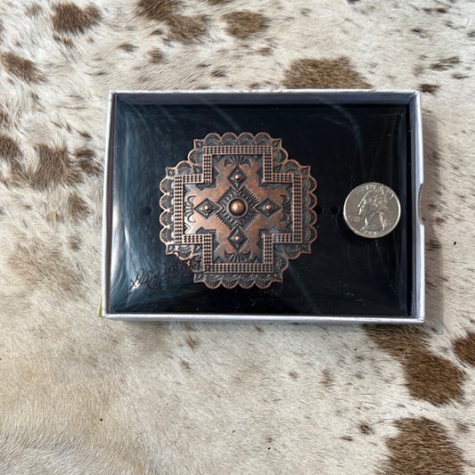 Scalloped Cross Belt Buckle