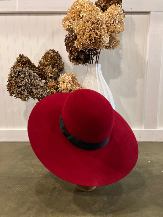 Atwood Red Cowboy Hat