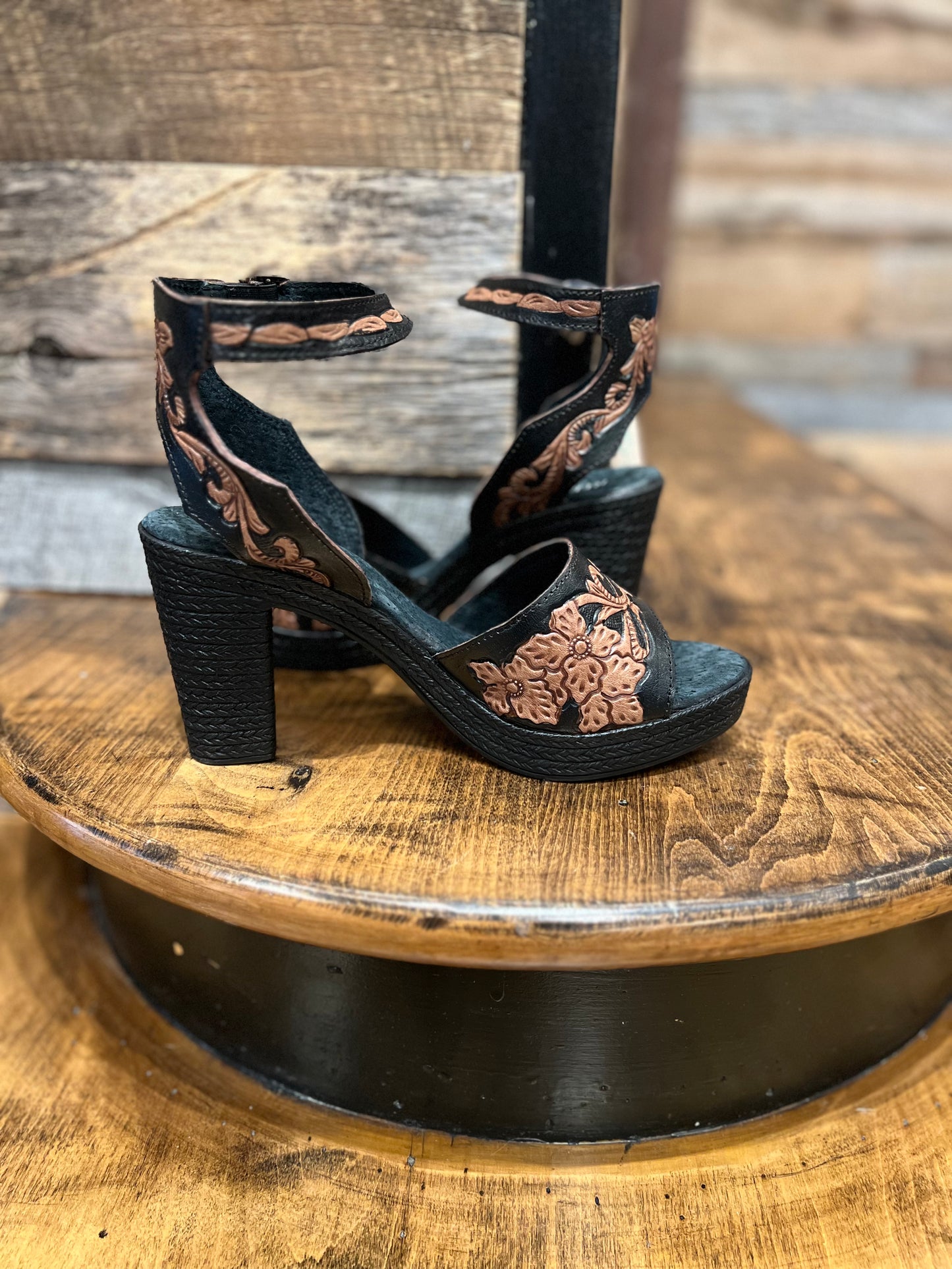 Roper Black & Brown Tooled Heel