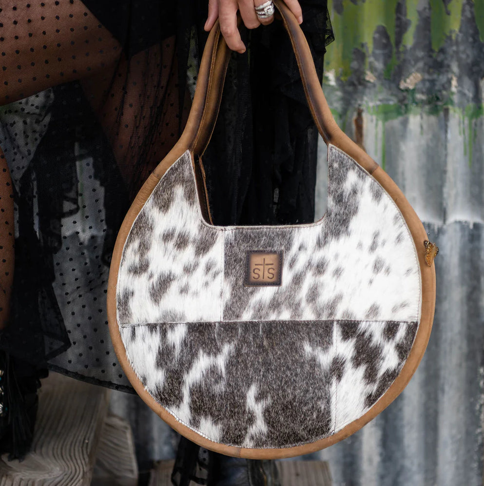 STS Ranchwear Cowhide Canteen Purse