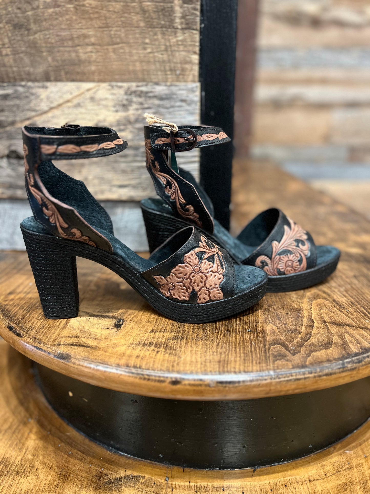 Roper Black & Brown Tooled Heel