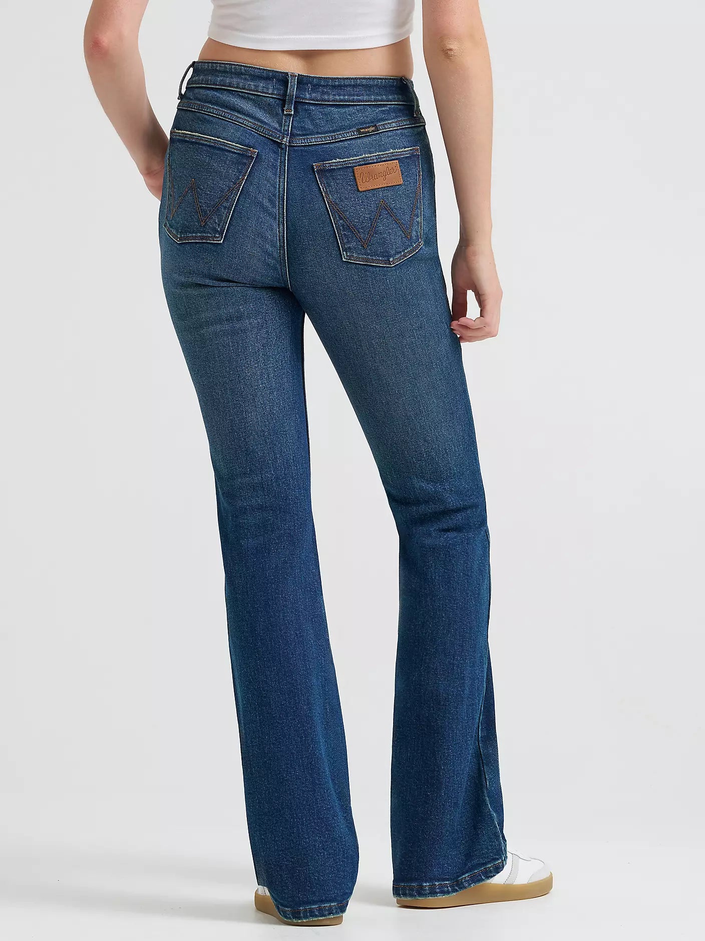 Wrangler Lasso Lake Blue Bootcut