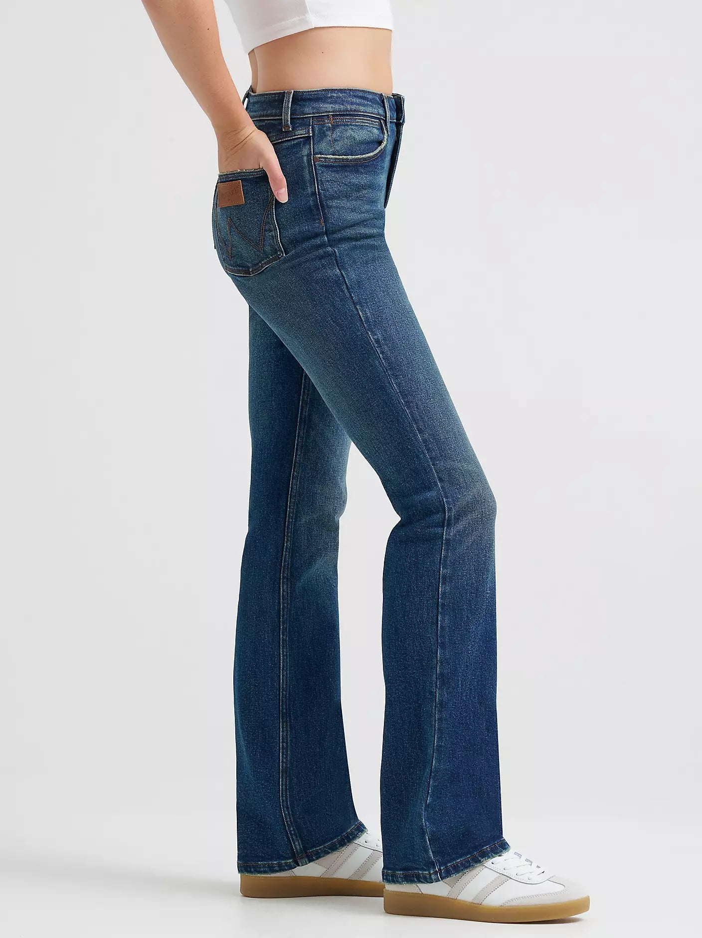 Wrangler Lasso Lake Blue Bootcut