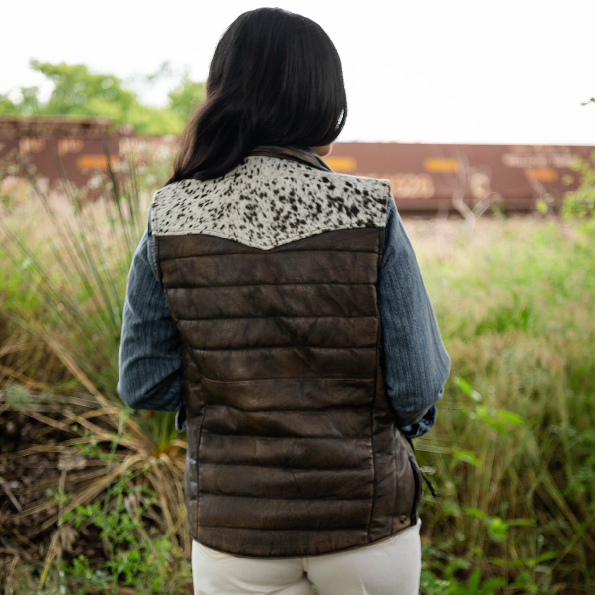 Adalyn Brown Hair On Women's Vest