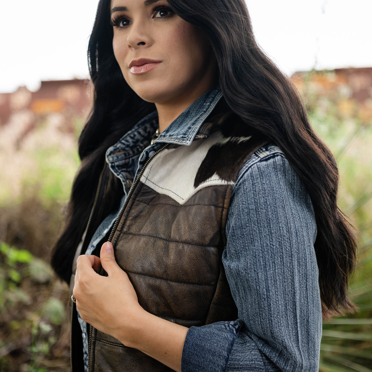 Adalyn Brown Hair On Women's Vest