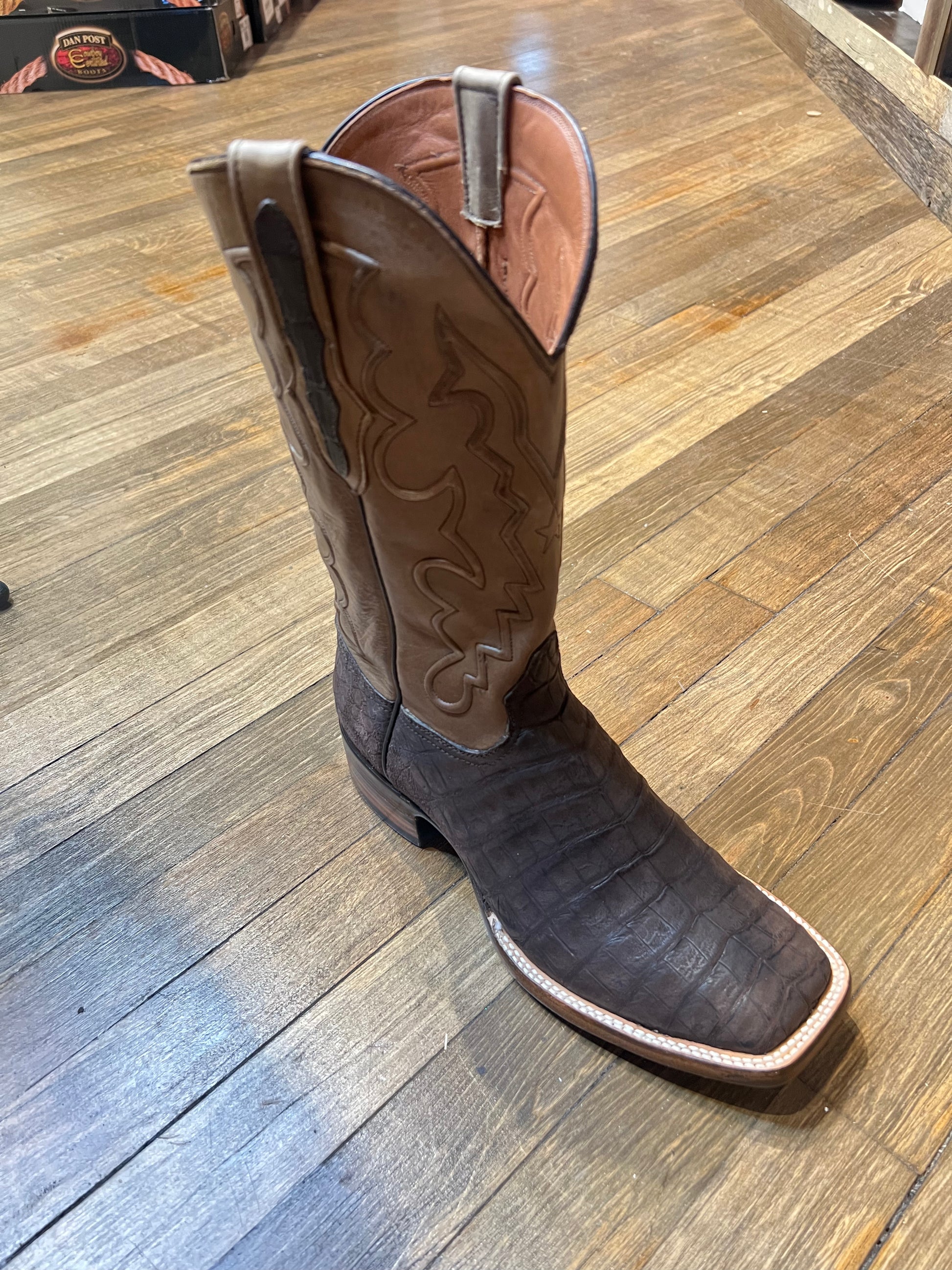 Black jack caiman sales boots