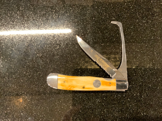Burnt Bone Hoofpick With Clip
