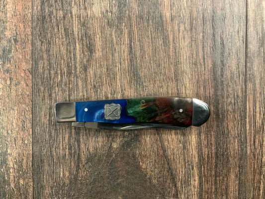 Twisted x blue knife