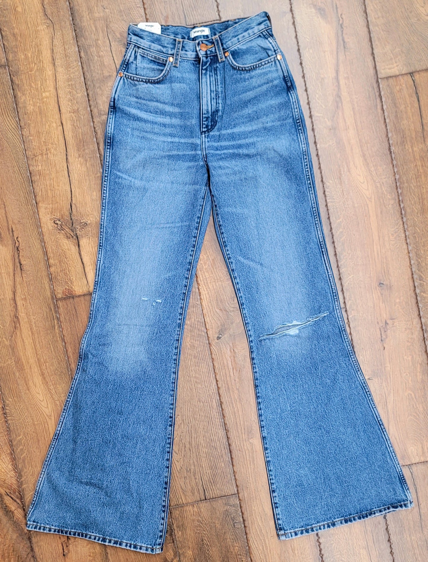 Almost Gone ✨ Wrangler Heritage Mid Wash Distressed Flares