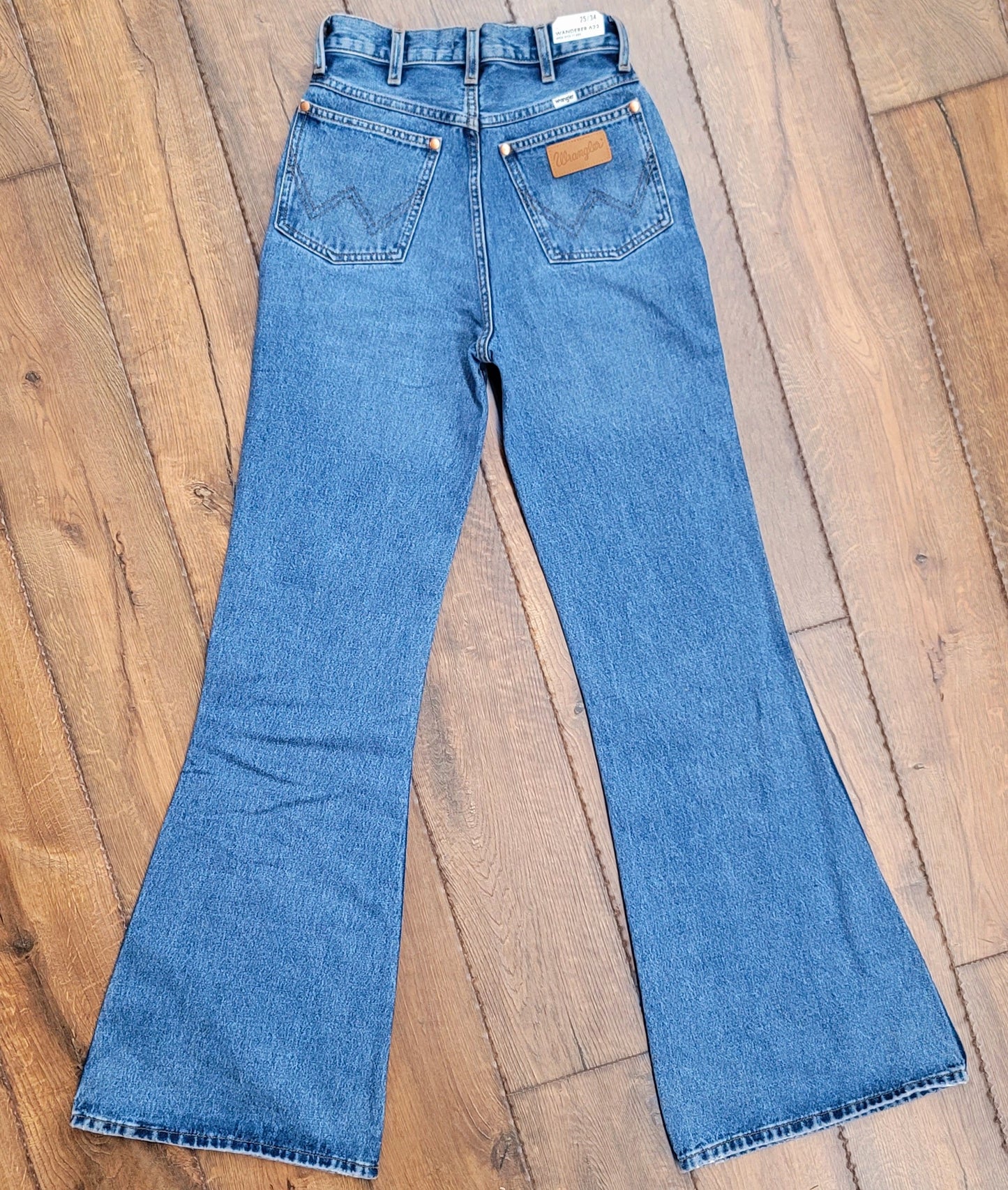 Almost Gone ✨ Wrangler Heritage Mid Wash Distressed Flares